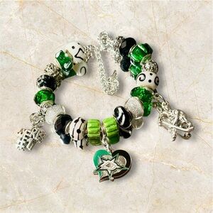 Dallas Stars beaded charm bracelet. NHL Stanley Cup Playoffs